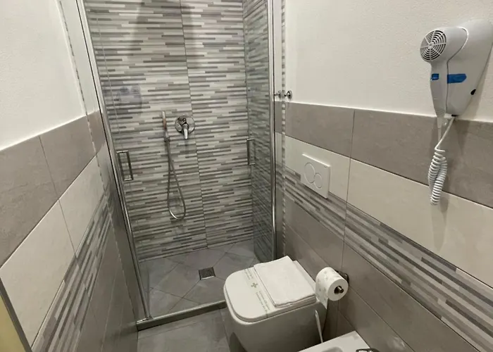 Le Di Olti Λα Σπέτσια